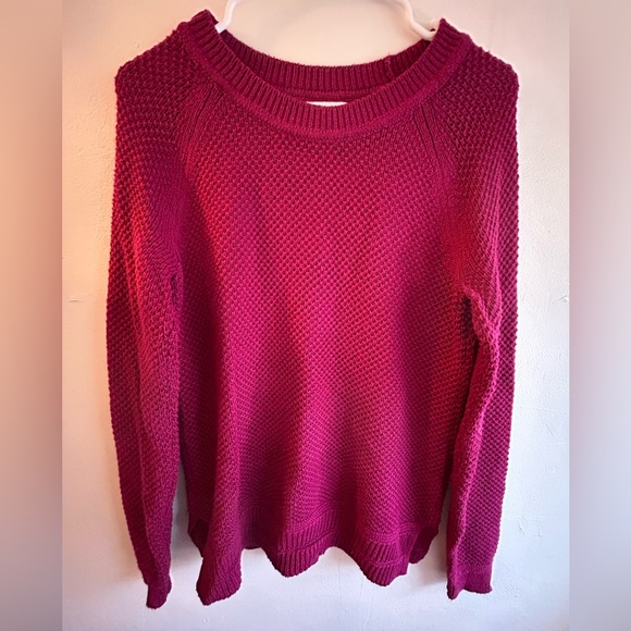 Old Navy- Dark pinkish red sweater - Picture 3 of 3